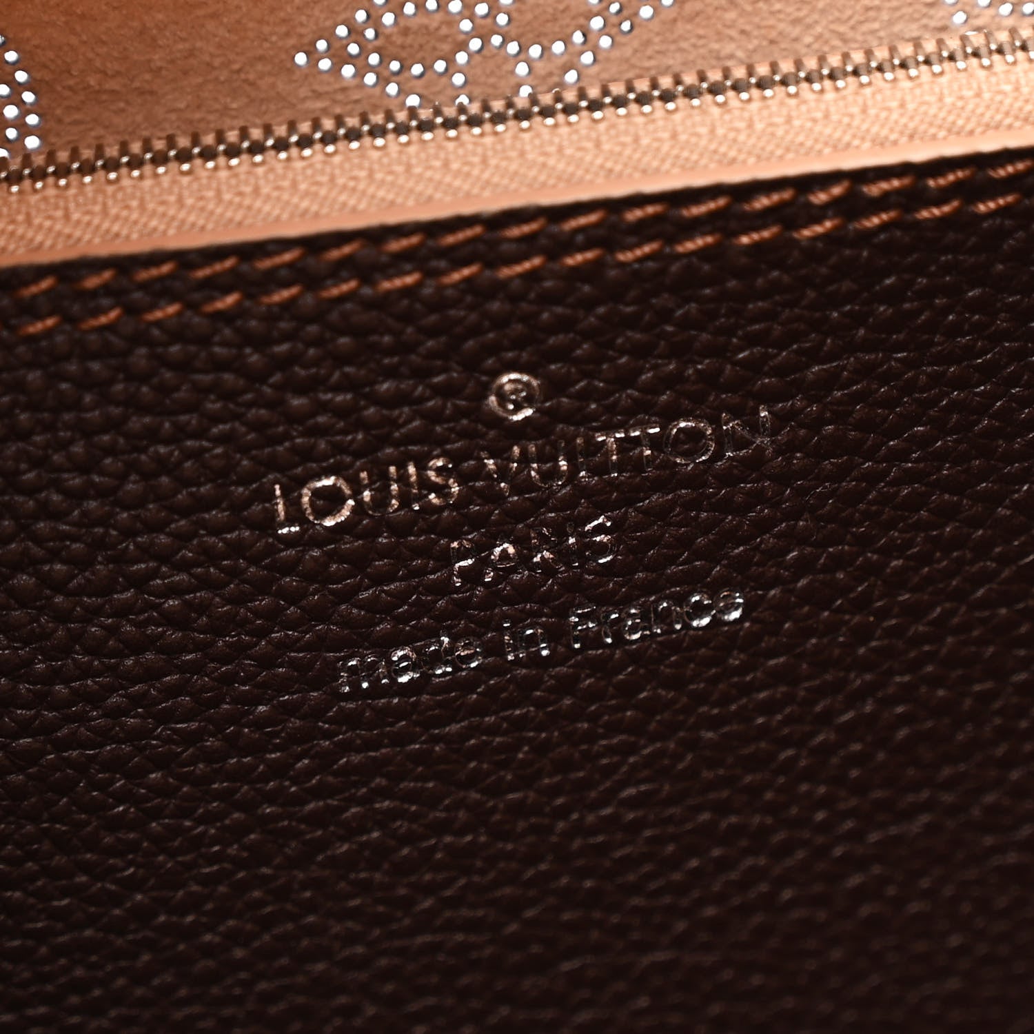 Louis Vuitton Mahina Carmel Hobo Chocolate 1639466 – FASHIONPHILE