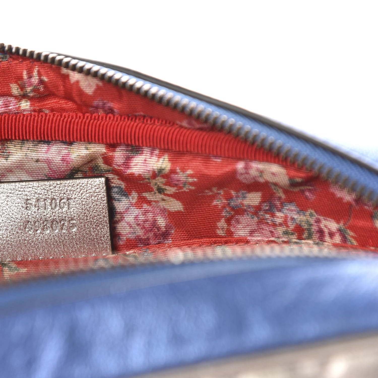 Gucci Laminated Nappa Trapuntata Small Zumi Shoulder Bag Rosso Marine Argento 9 of 10