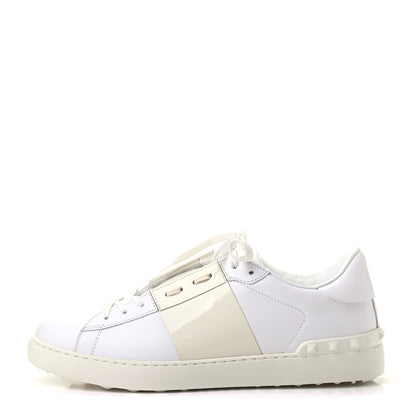 Valentino Garavani Calfskin Patent Mens Rockstud Open Sneakers 43 Bianco 1 of 9