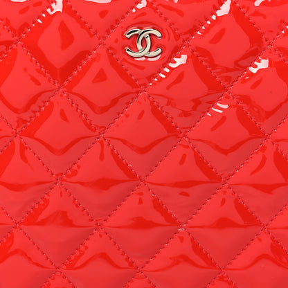 Chanel Patent Calfskin Quilted Valentine Hearts Medium O Cosmetic Case Red 8 of 10