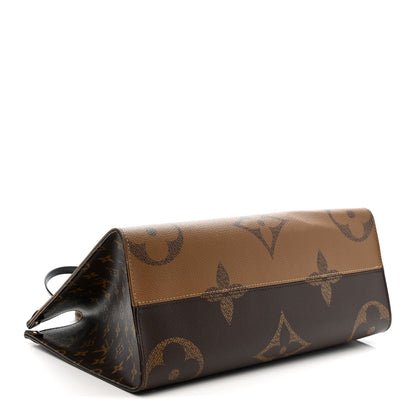Louis Vuitton Reverse Monogram Giant Onthego MM 4 of 9