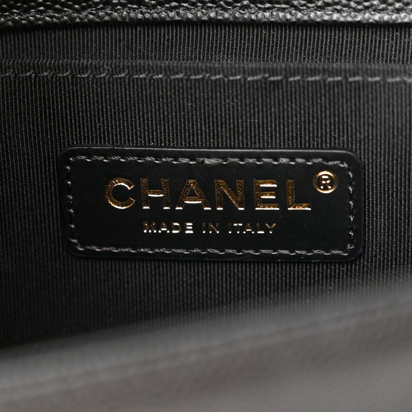 Caviar Chevron Quilted Medium Boy Flap Black