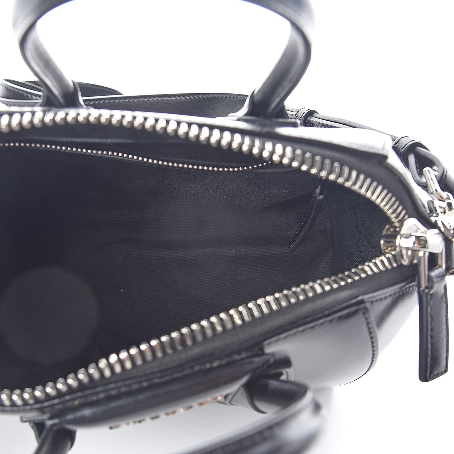 Shiny Lord Calfskin Mini Antigona Black