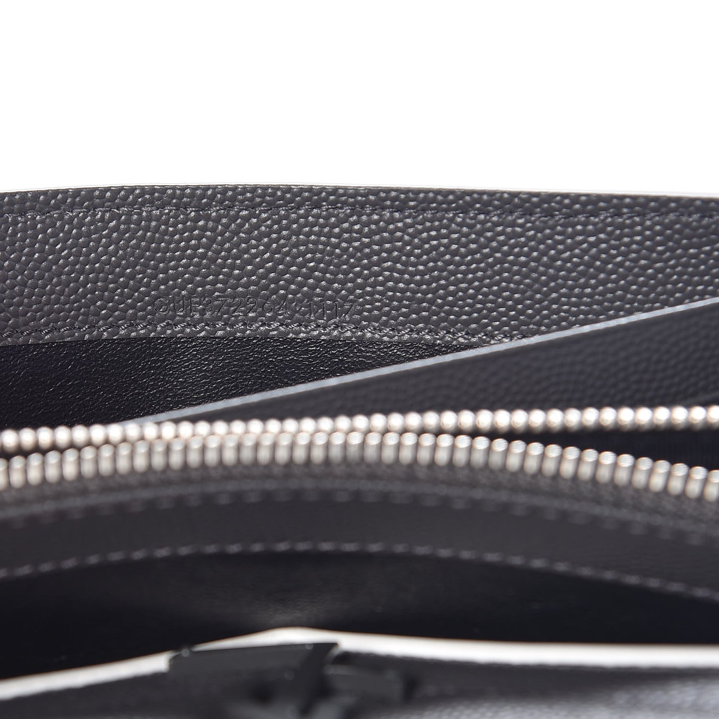Grain De Poudre Matelasse Large Monogram Flap Wallet Grey Dove White
