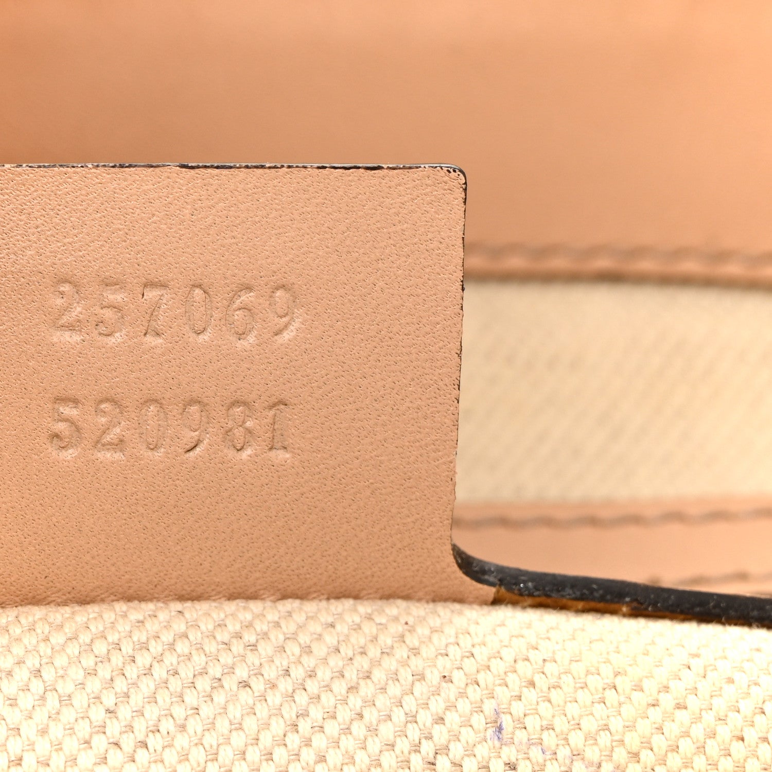 Gucci Metallic Monogram Small Lovely Heart Pink 7 of 15