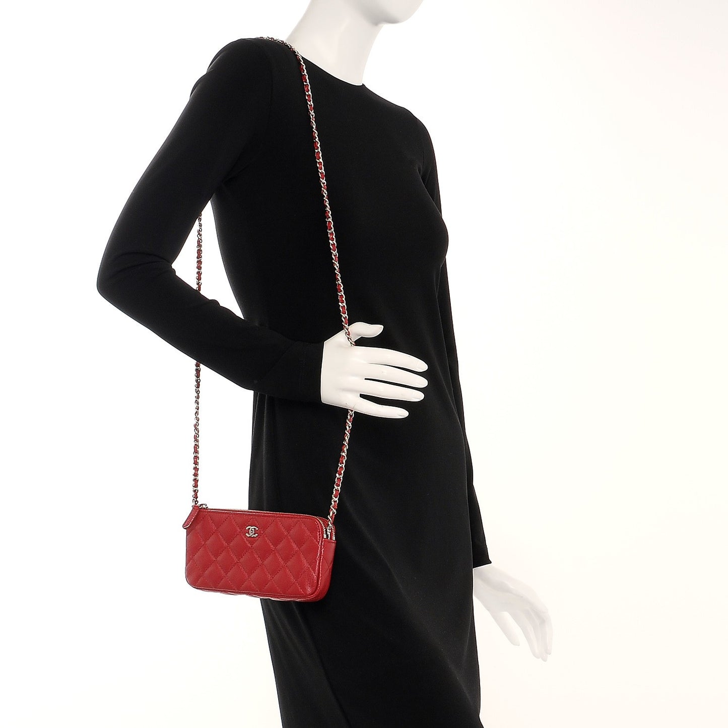 Caviar Quilted Small Clutch With Chain Red
