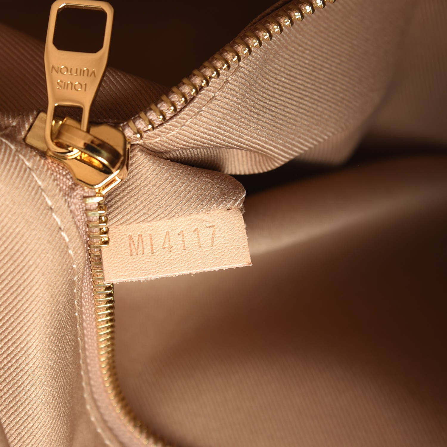 Louis Vuitton Monogram Graceful PM 7 of 11