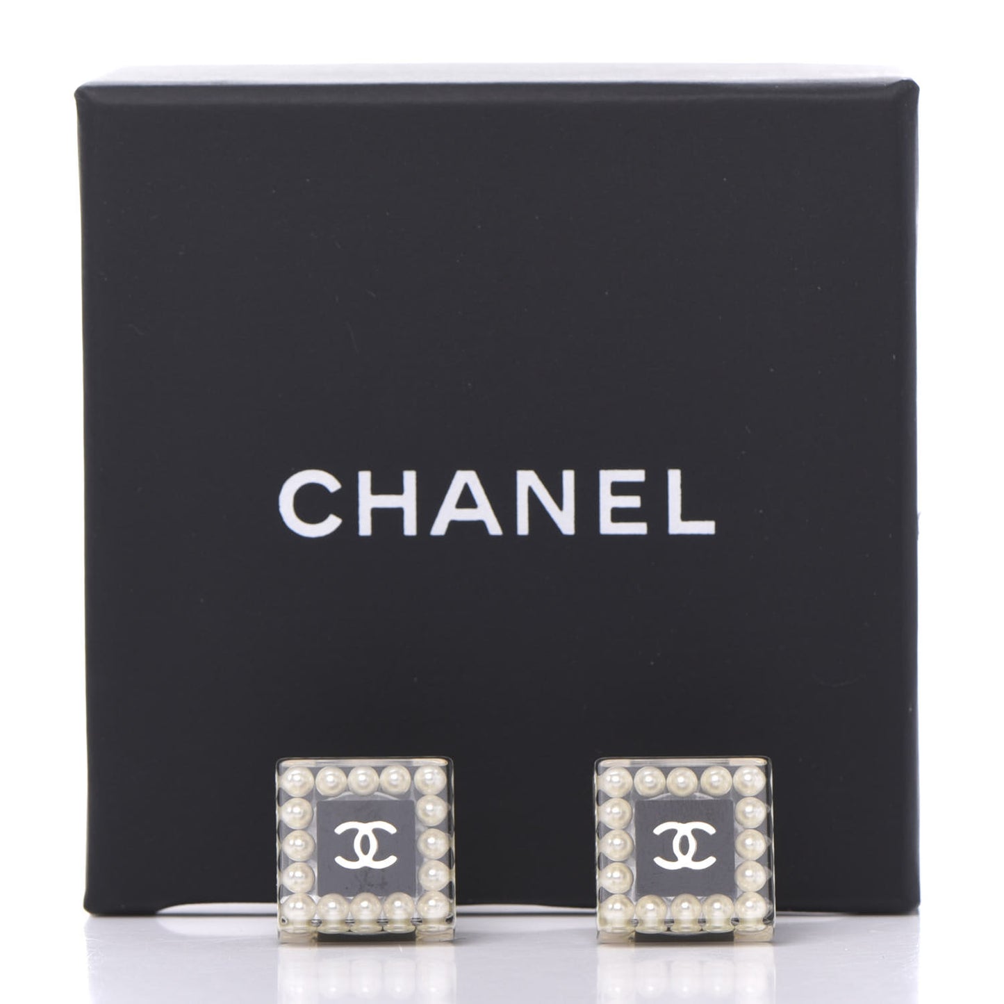 Pearl Resin Square CC Earrings Black Transparent