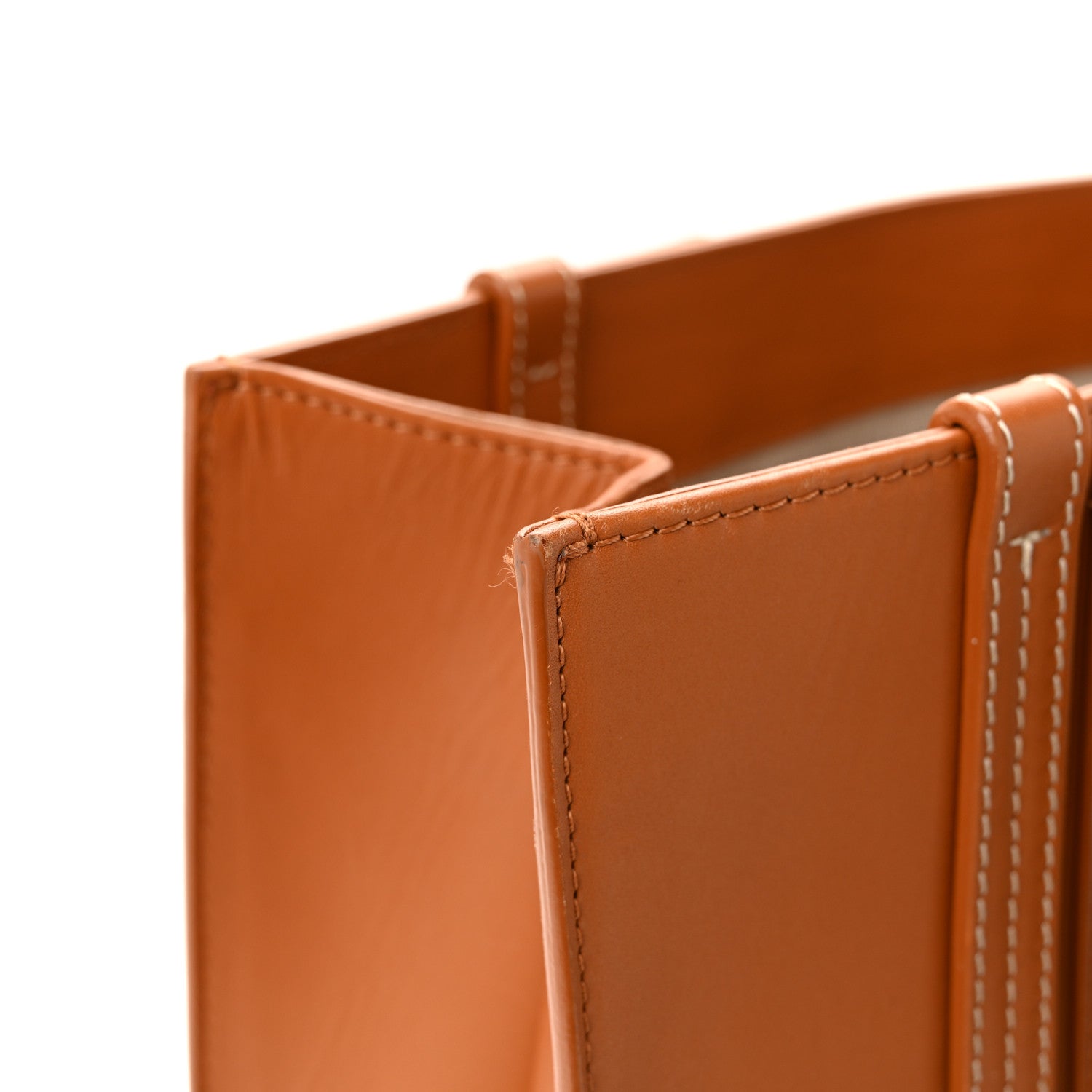 Chloe Calfskin Medium Woody Tote Caramel 11 of 15