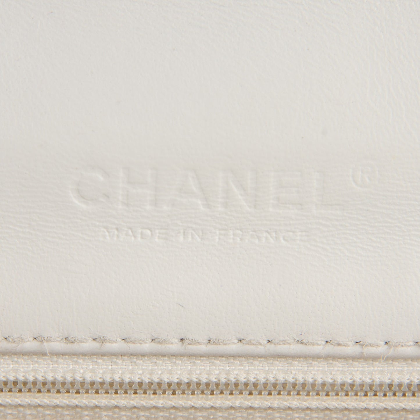 Lambskin Chocolate Bar 5 Chain Flap White