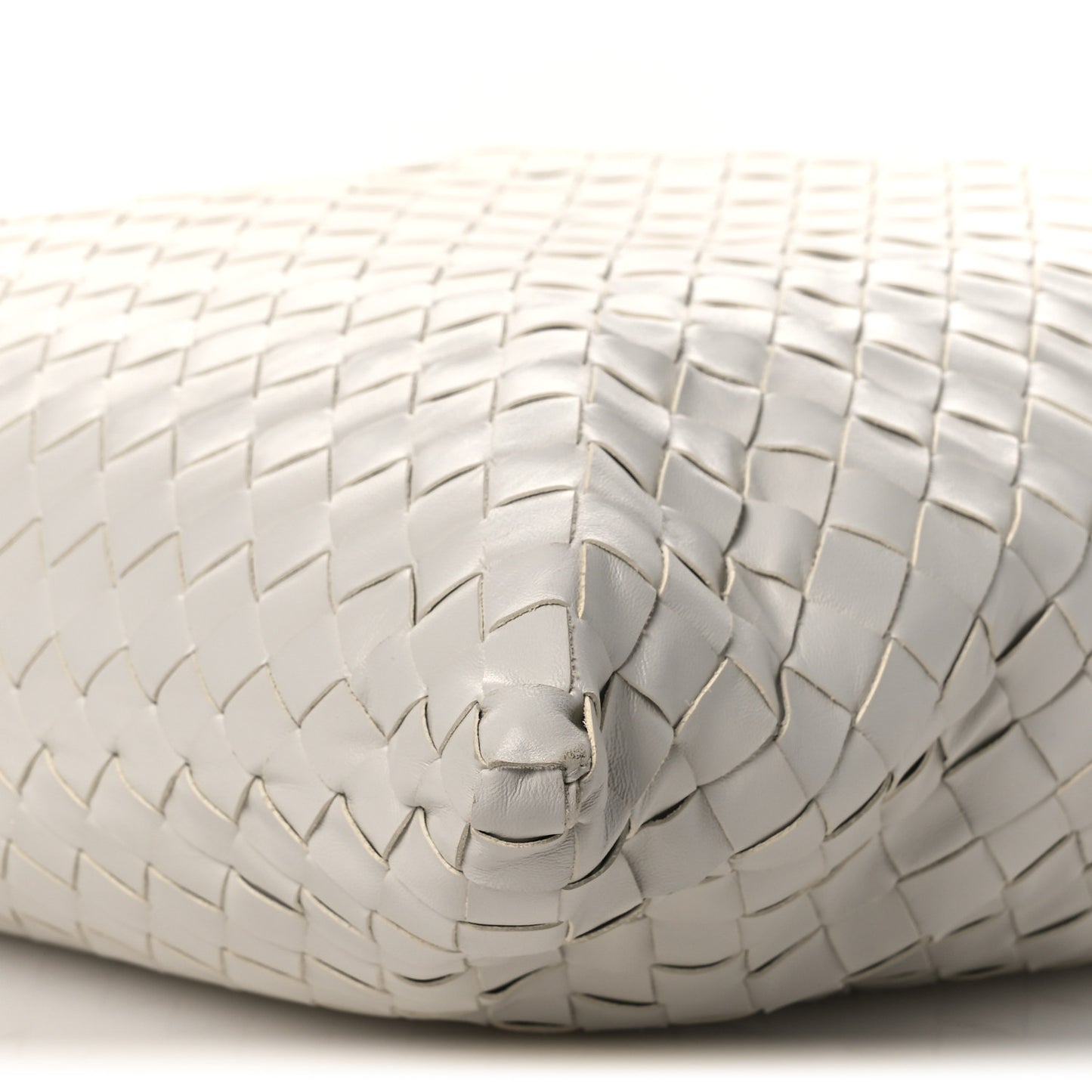 Calfskin Intrecciato Large Hop White