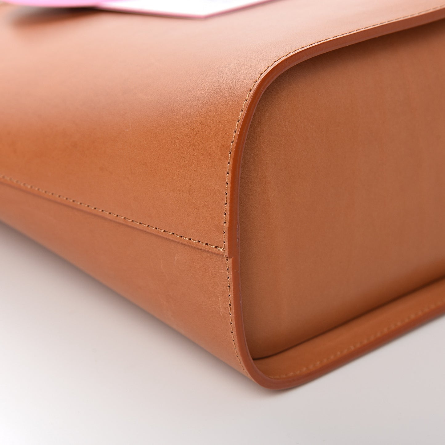 Calfskin Top Handle Rounded Bag Camello Rosa