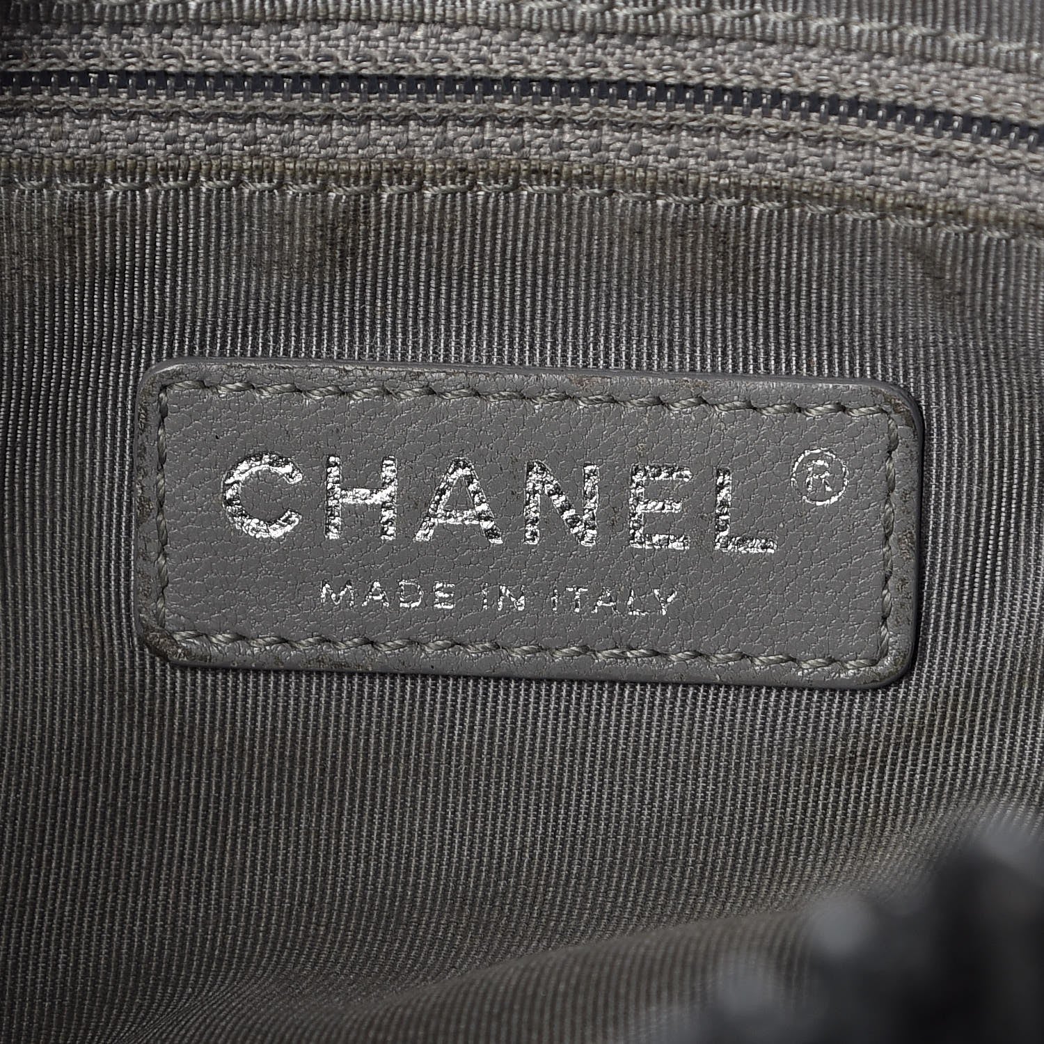 Chanel Crumpled Caviar Quilted Maxi Elastic Flap Black 6 of 15