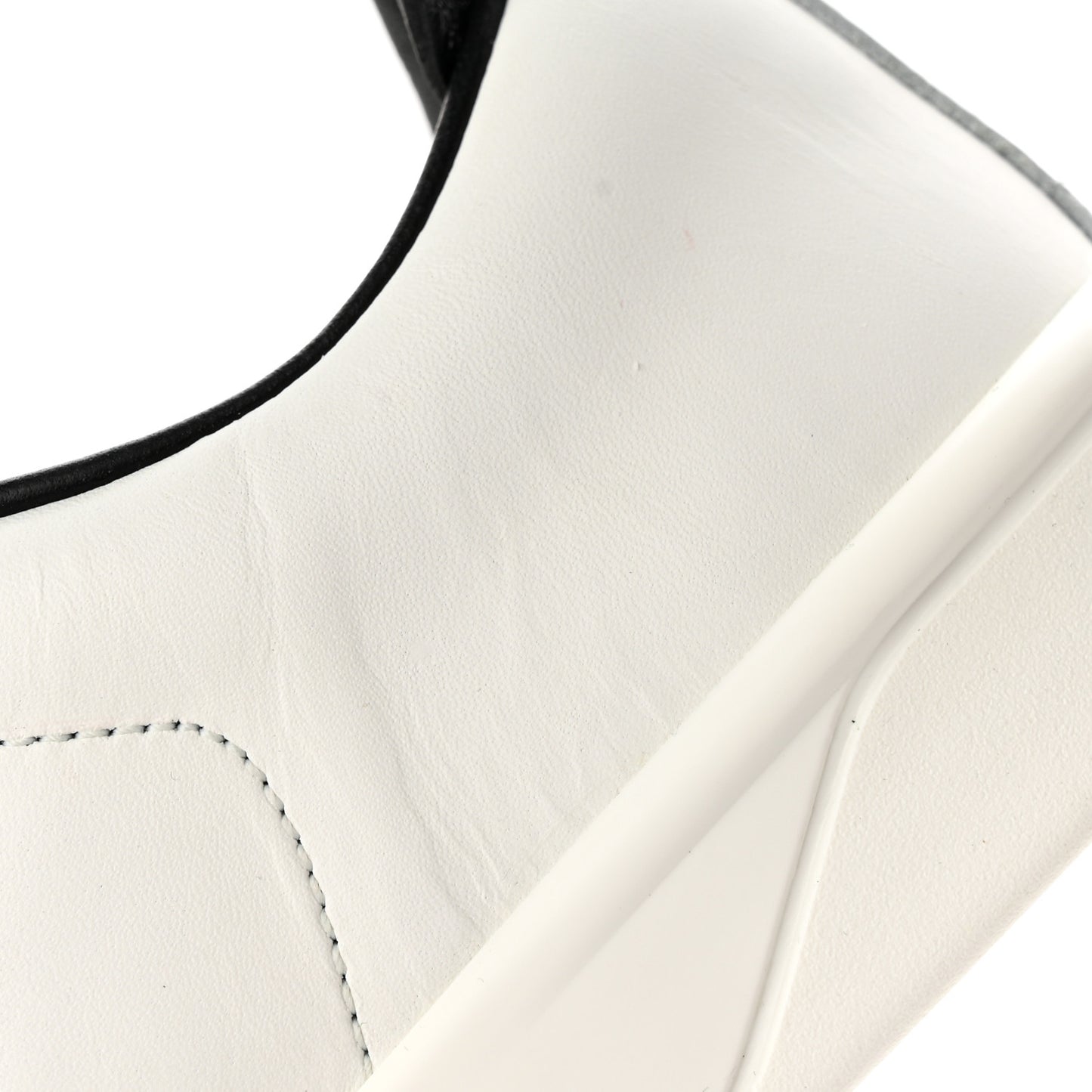 Calfskin CC Womens Sneakers 38 White