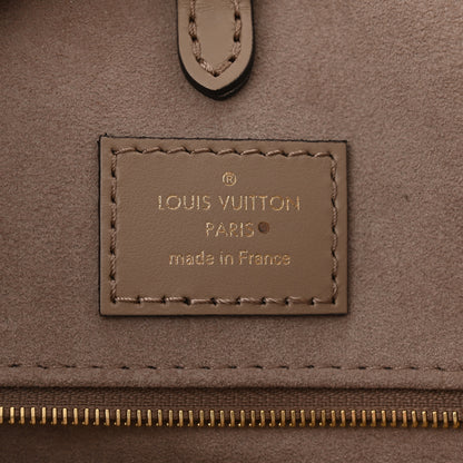 Louis Vuitton Empreinte Monogram Giant Onthego MM Tourterelle Creme 6 of 9