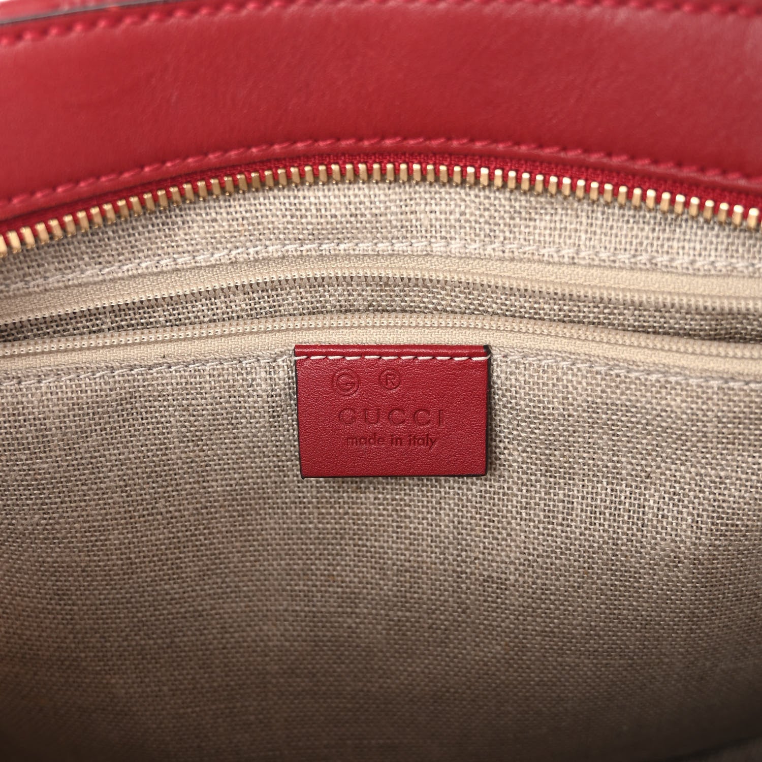 Gucci Soft Microguccissima Medium Crossbody Bag Rosso 6 of 9