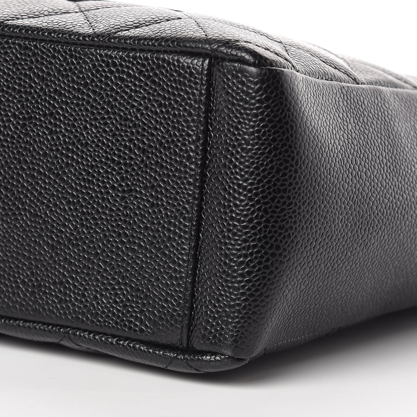 Caviar Quilted Petit Shopping Tote PST Black