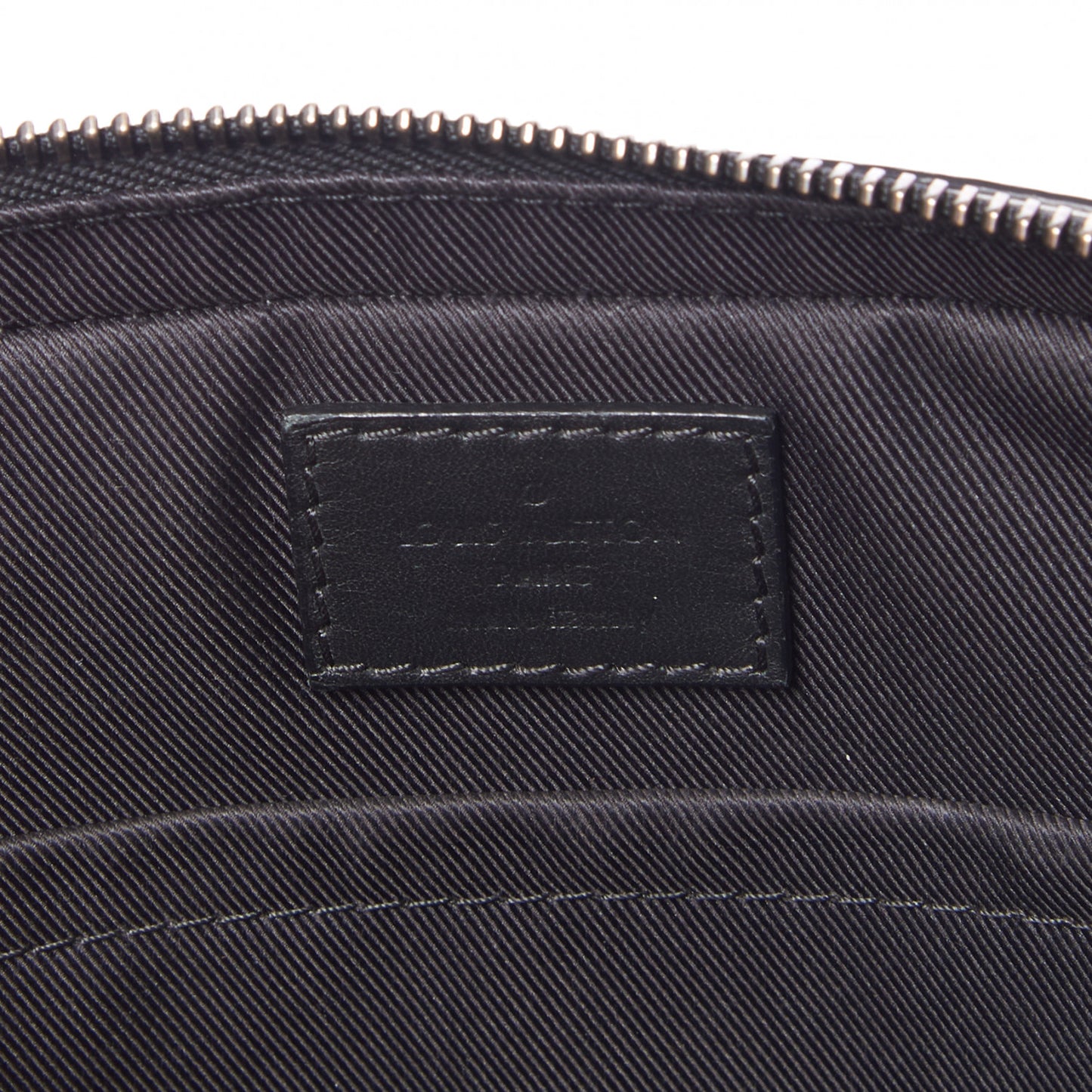 Damier Infini District Pochette Onyx