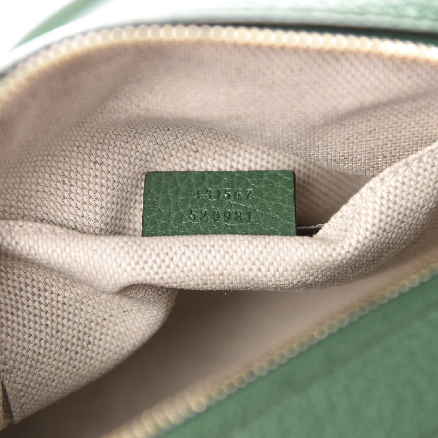 Gucci Pebbled Calfskin Small Soho Disco Bag Emerald Green 7 of 11