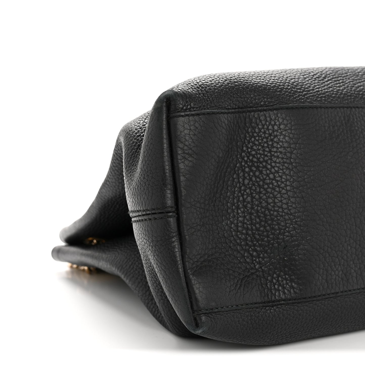 Pebbled Calfskin Medium Soho Chain Shoulder Bag Black