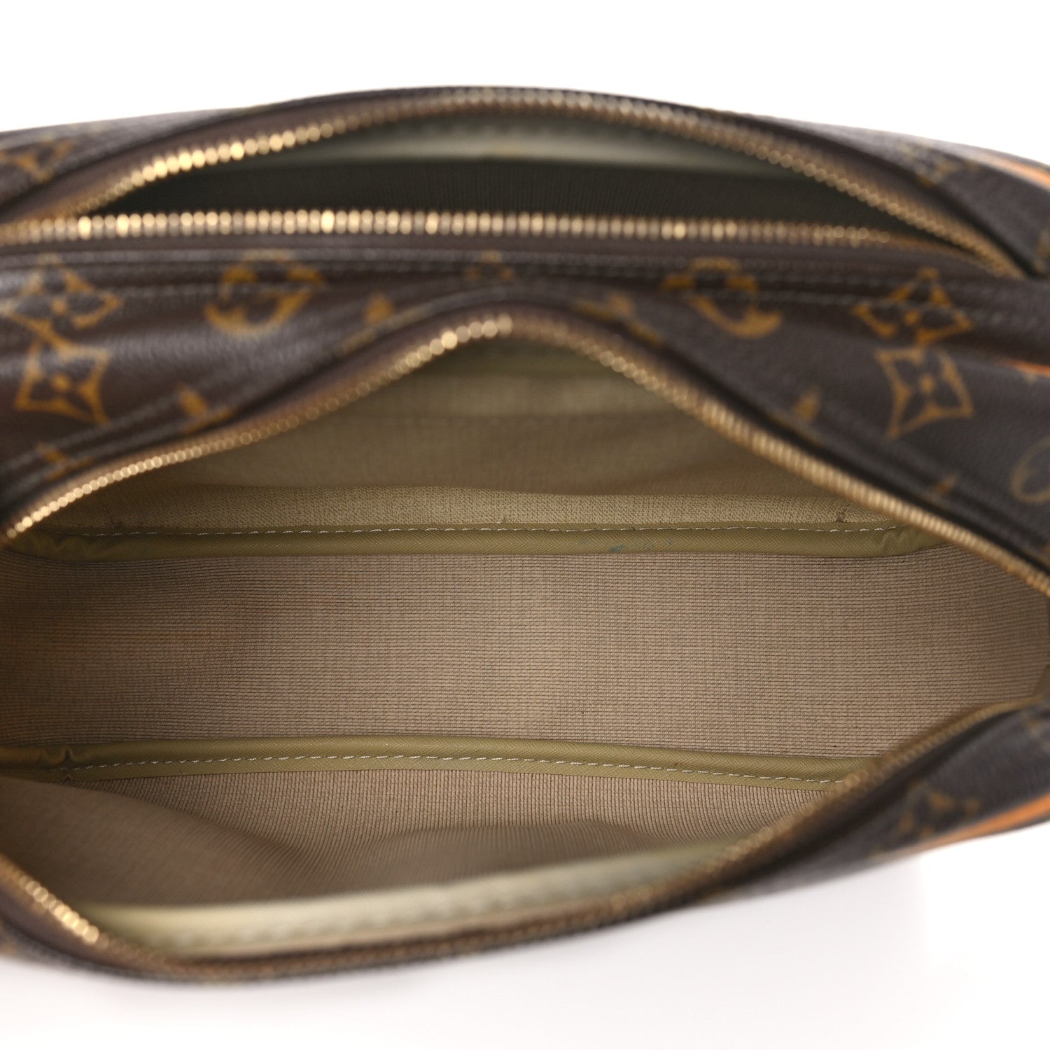 Louis Vuitton Monogram Reporter PM 6 of 10