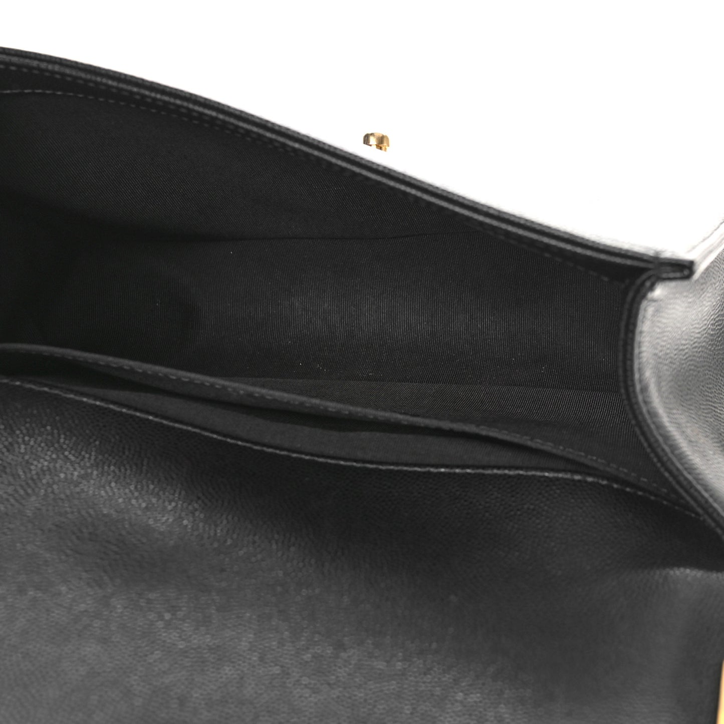 Caviar Quilted Medium Boy Flap Black