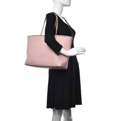 Valentino Garavani Grained Calfskin Rockstud Shoulder Tote Water Rose 2 of 17