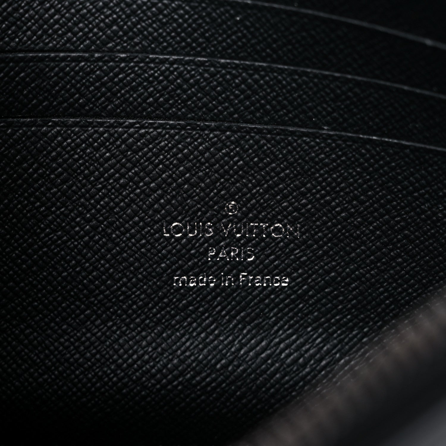 Louis Vuitton Monogram Eclipse Discovery Pochette 6 of 9