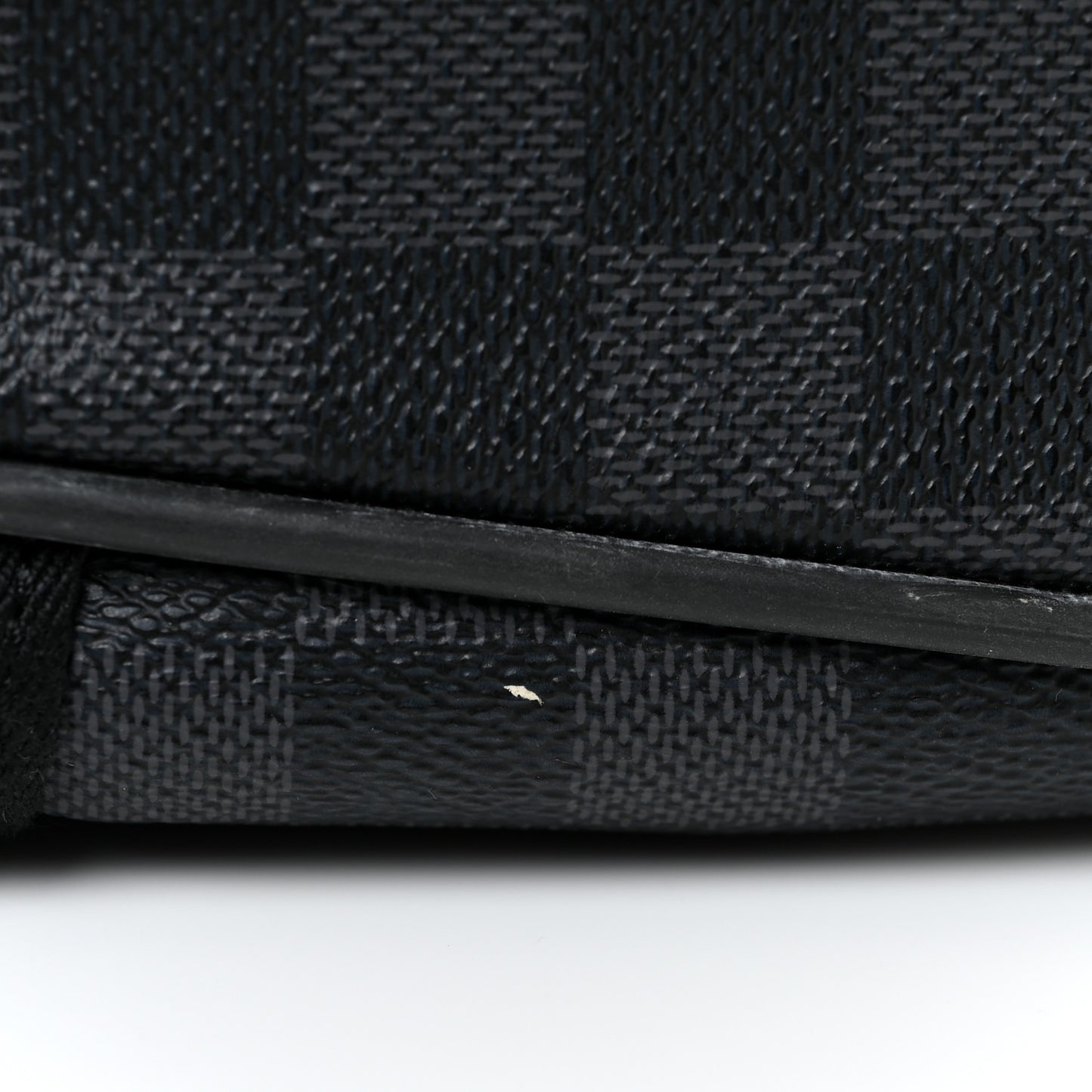 Damier Graphite Neo Eole 65
