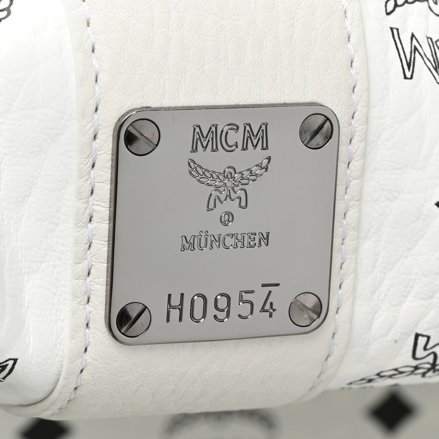 MCM Visetos Medium Liz Reversible Shopper Tote White 10 of 17