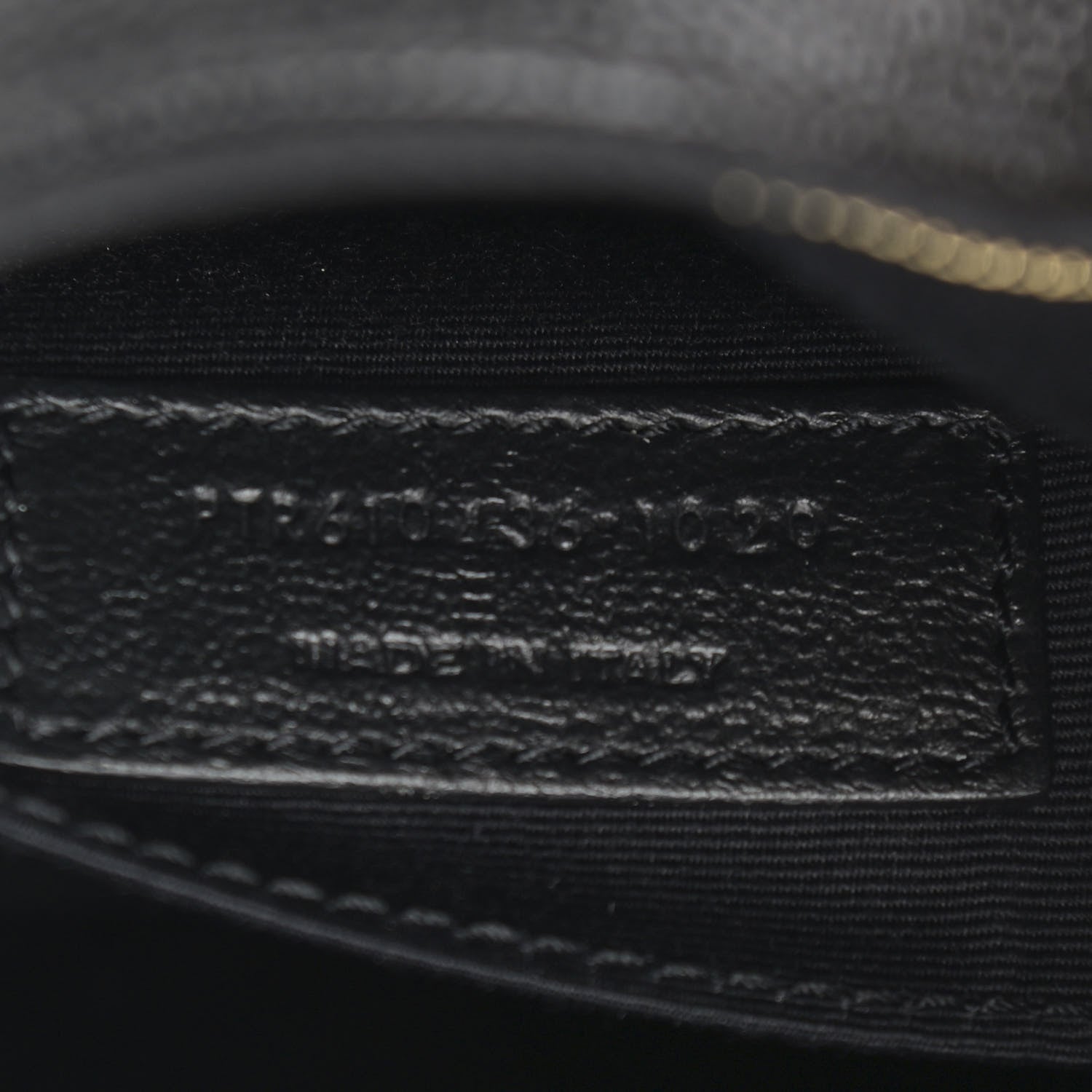 Saint Laurent Grain De Poudre Matelasse Chevron Quilted Round Vinyle Camera Bag Black 6 of 11
