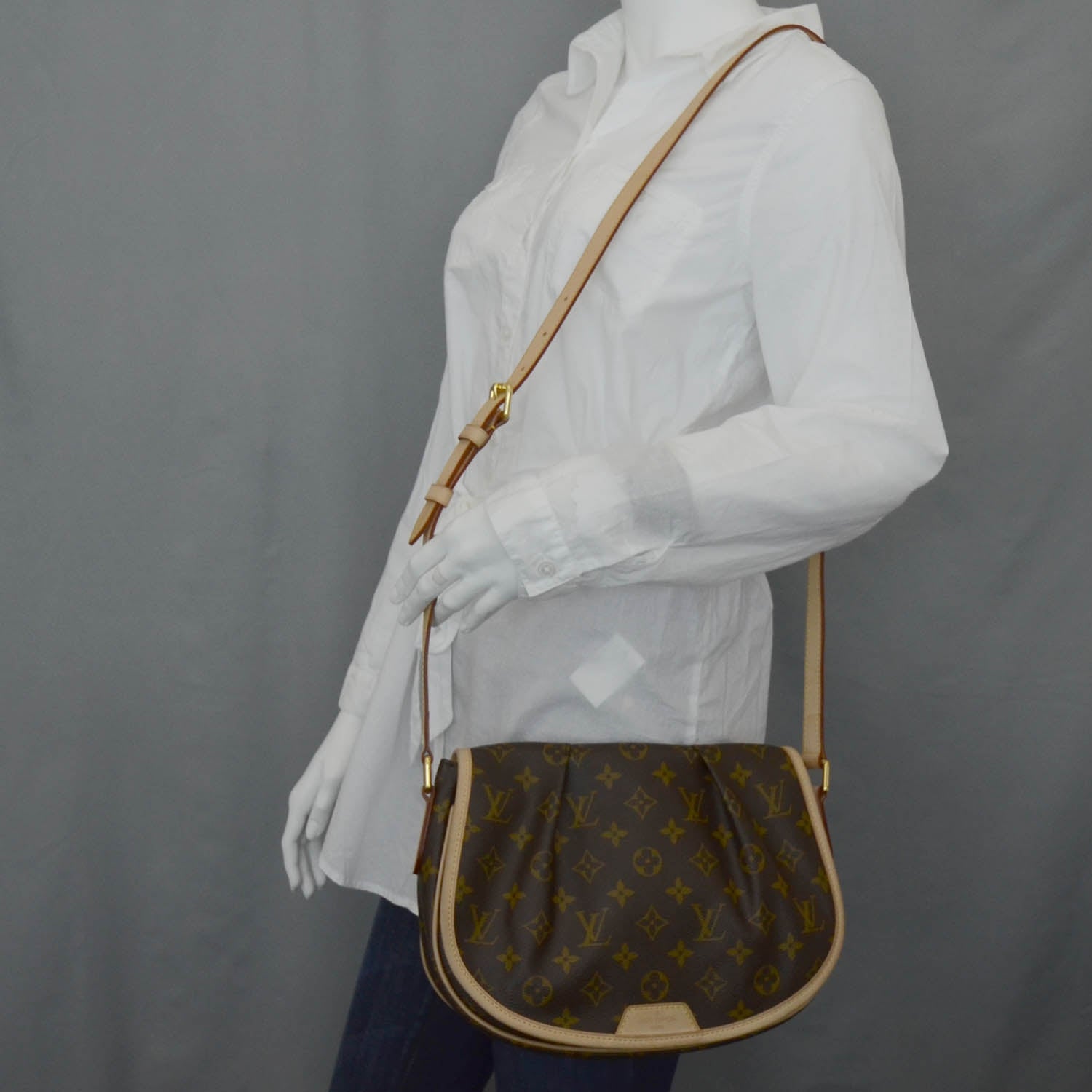 Louis Vuitton Monogram Menilmontant PM 2 of 10