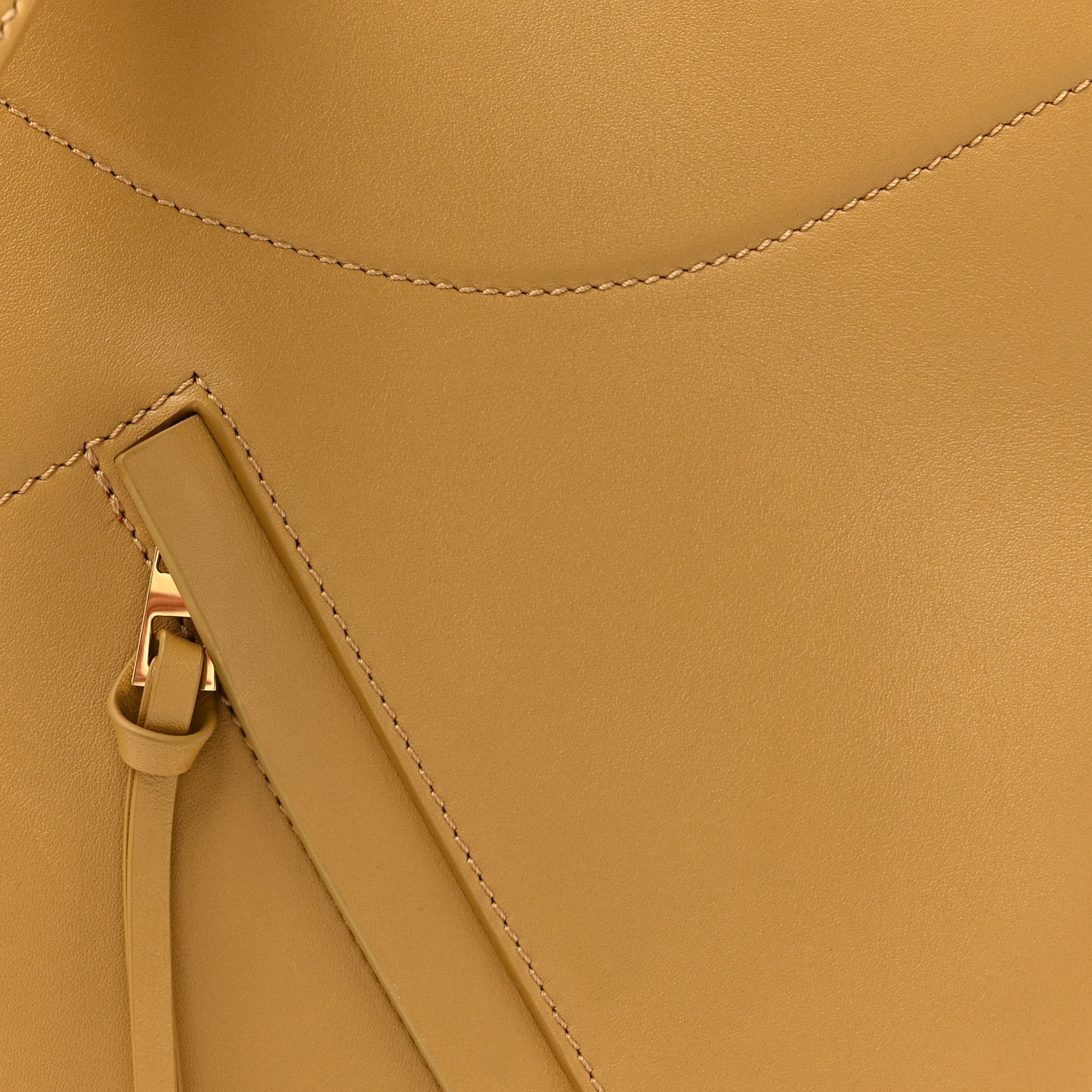 Calfskin Hammock Slice Bag Sahara