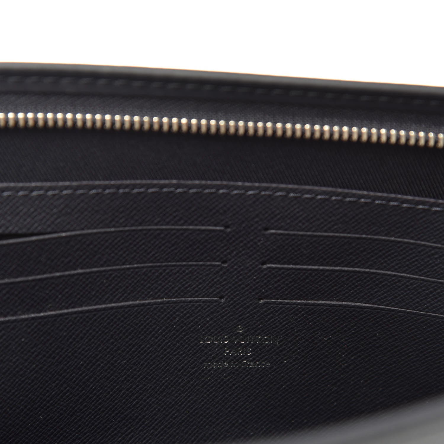 Louis Vuitton Savane Monogram Chapman Pochette Voyage GM Dune 6 of 8