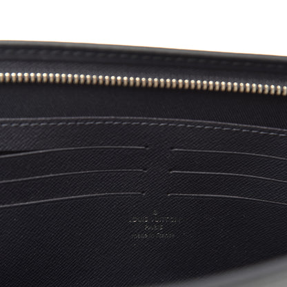Louis Vuitton Savane Monogram Chapman Pochette Voyage GM Dune 6 of 8