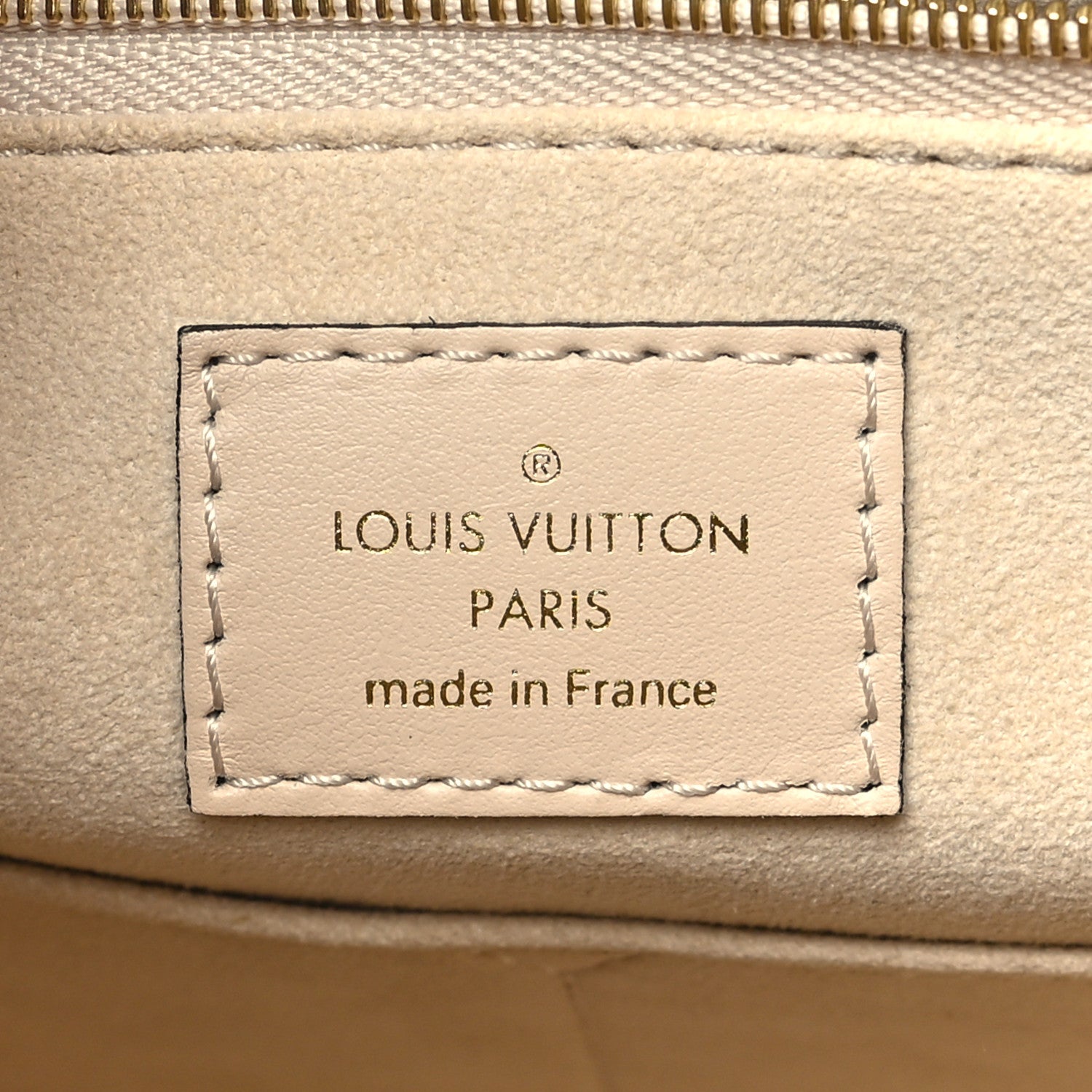 Louis Vuitton Empreinte Monogram Giant Onthego MM Creme 6 of 10