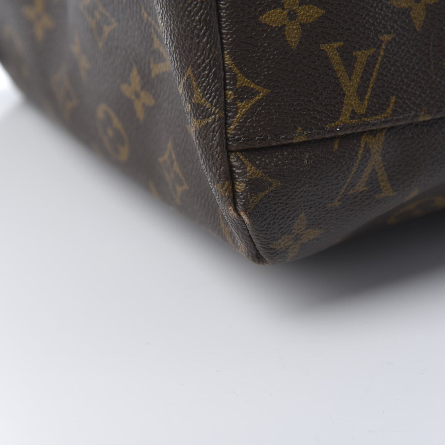 Monogram Weekender Beaubourg MM