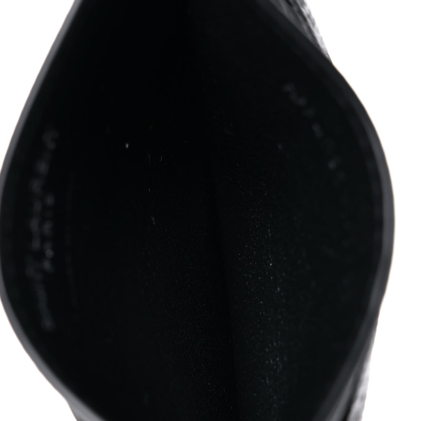 Grain De Poudre Matelasse Chevron Monogram Credit Card Case Black