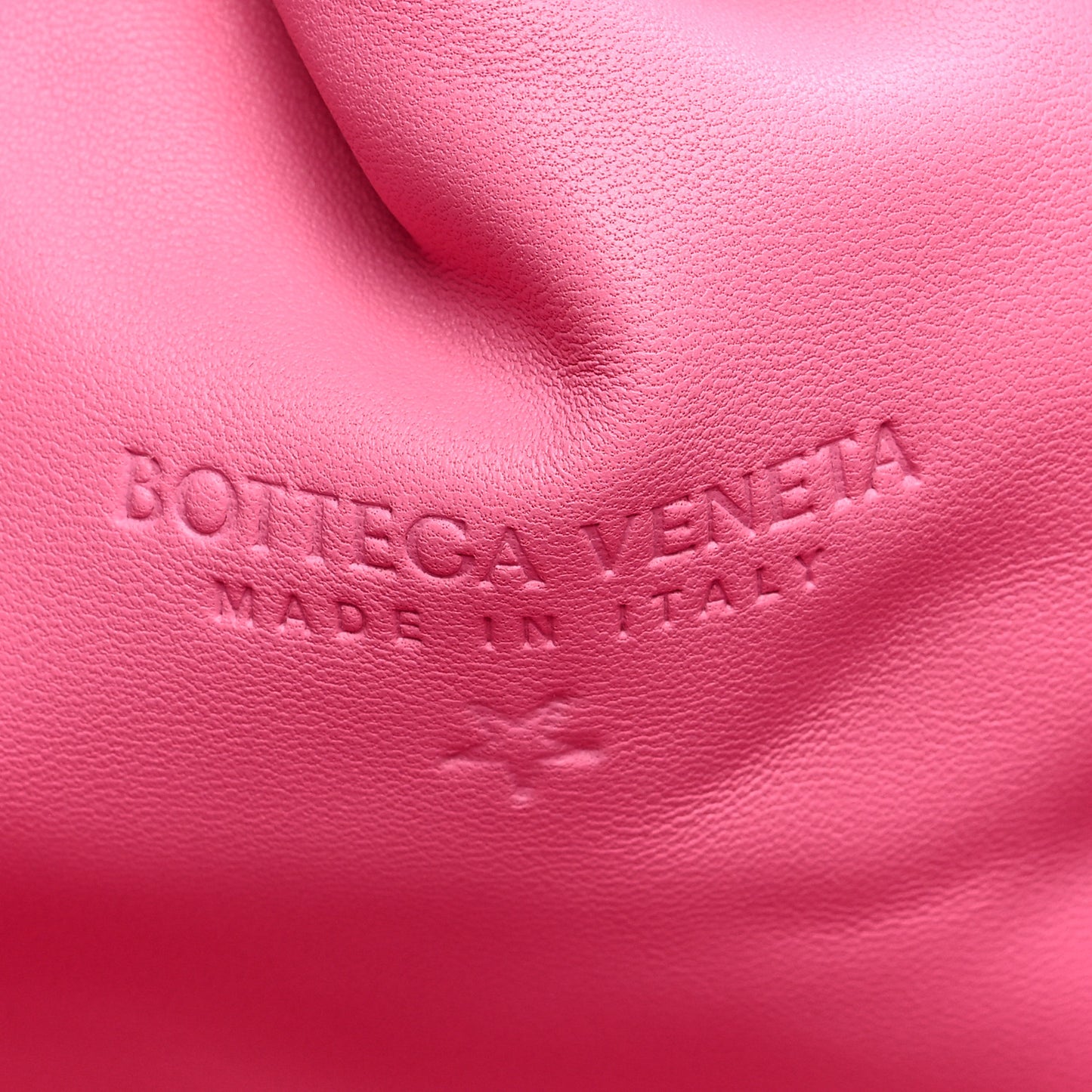 Nappa Maxi Intrecciato The Pouch Oversized Clutch Pink