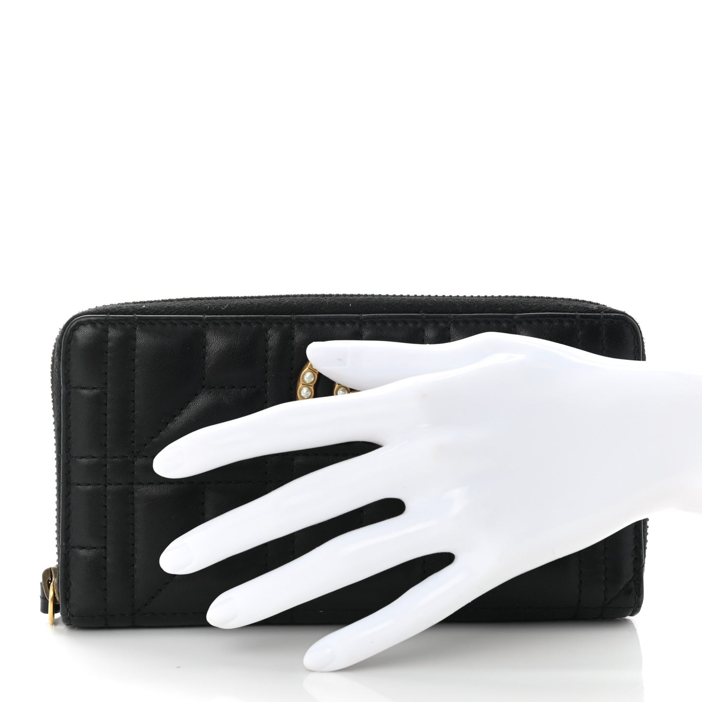 Calfskin Matelasse Pearly GG Marmont Zip Around Wallet Black