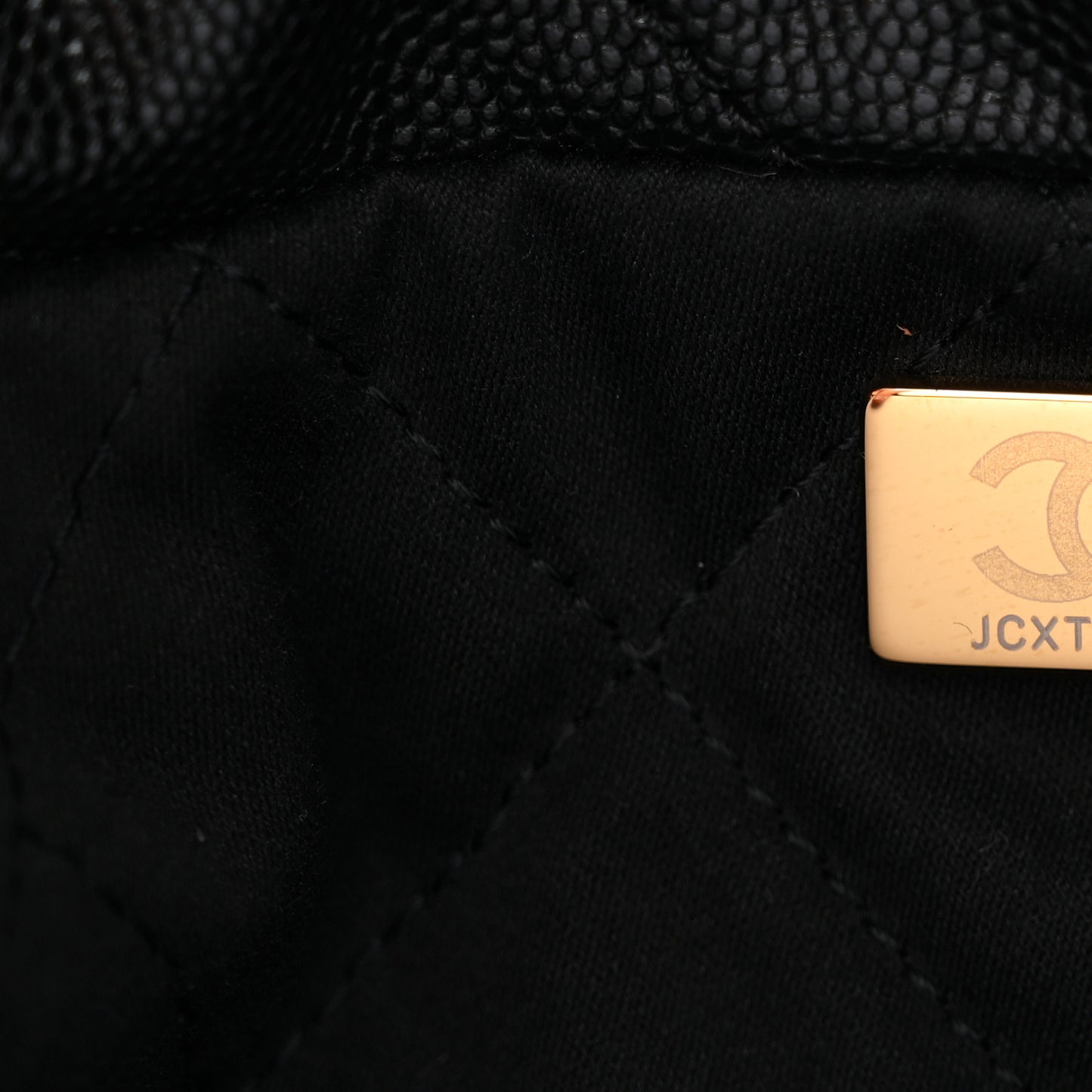 Shiny Caviar Quilted Monochrome Mini Chanel 22 Black