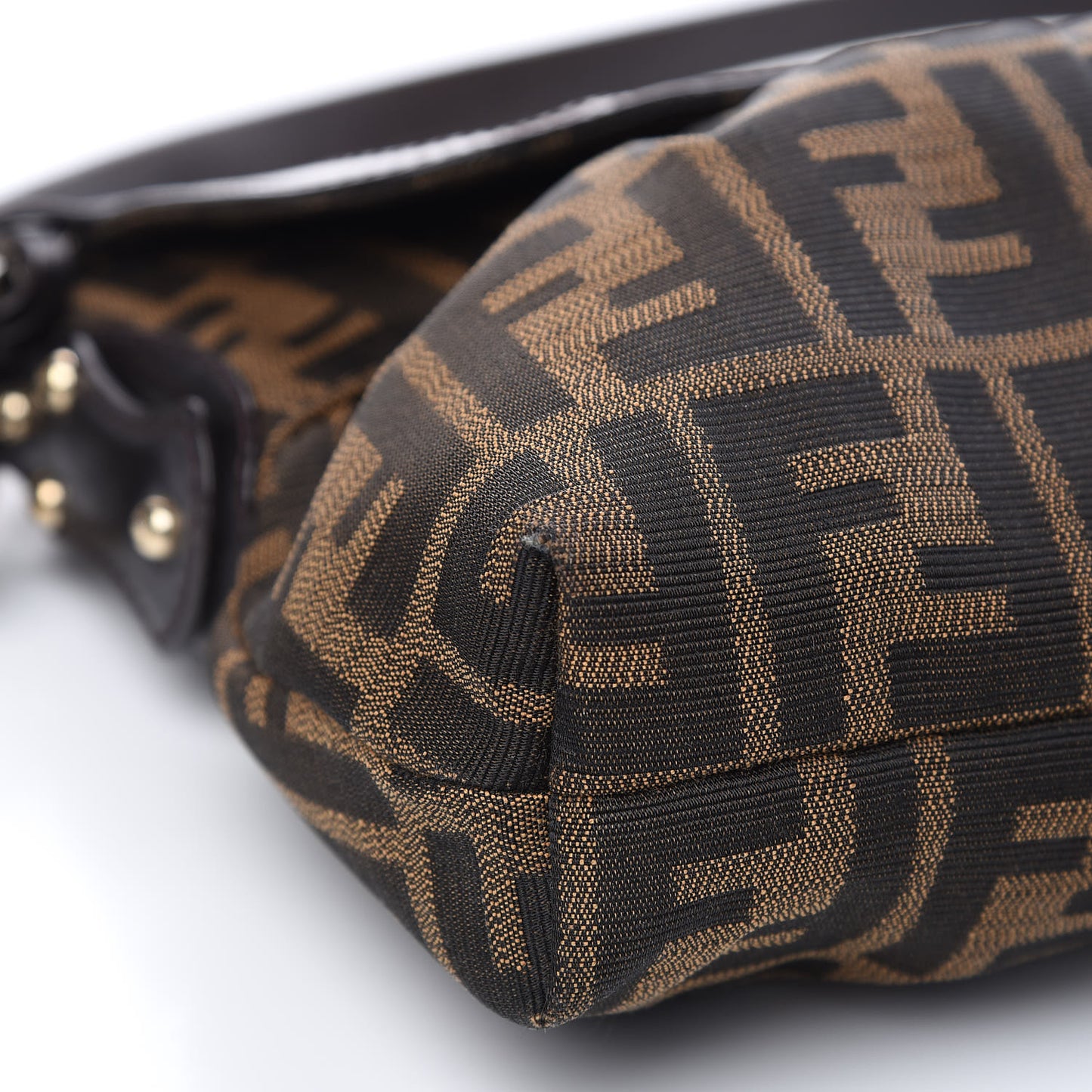 Zucca Small Chef Shoulder Bag Tobacco