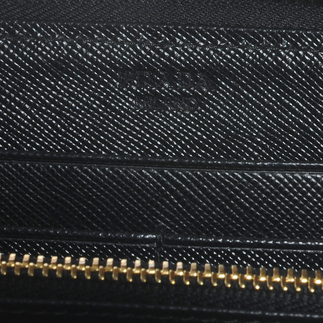 Saffiano Metal Zip Around Wallet Nero Black