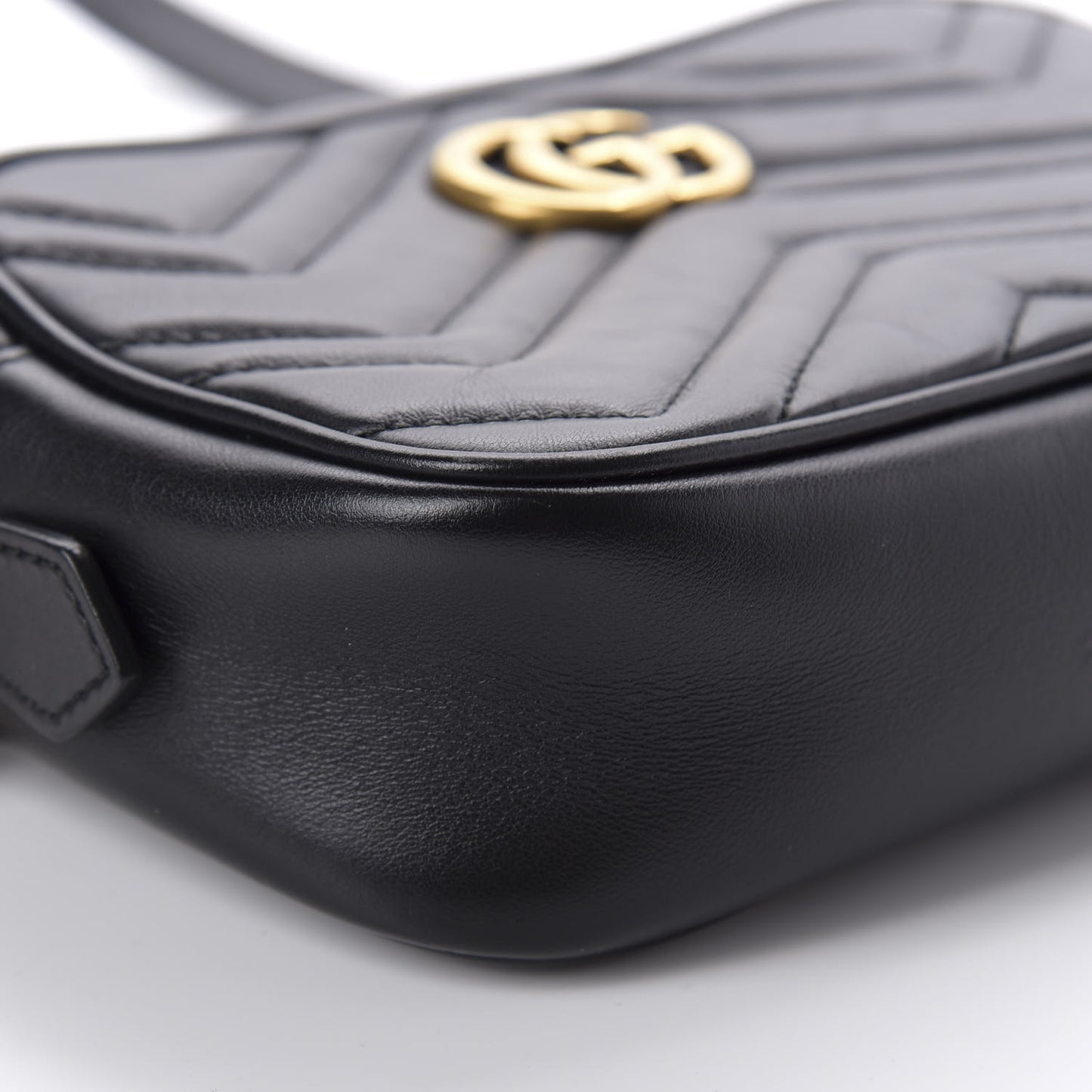 Calfskin Matelasse Mini GG Marmont Chain Shoulder Bag Black