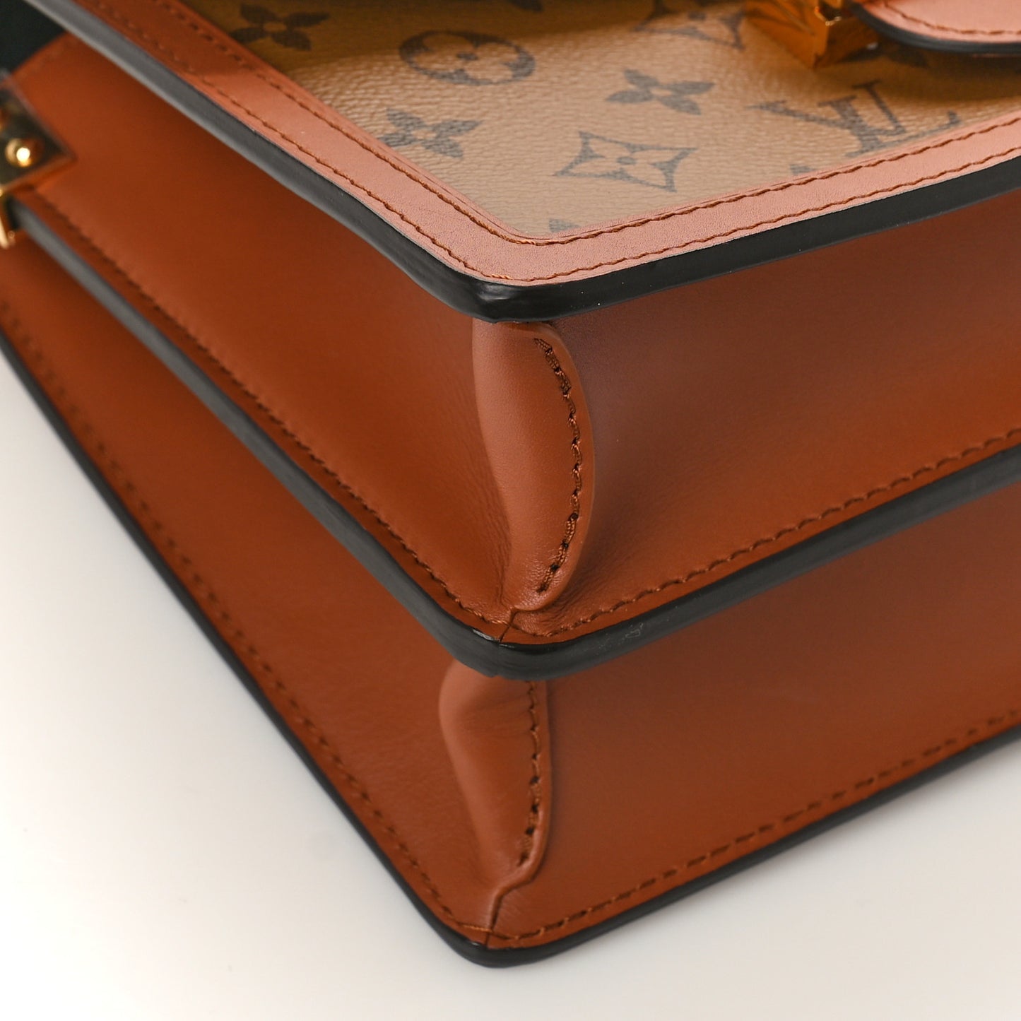 Reverse Monogram Dauphine MM