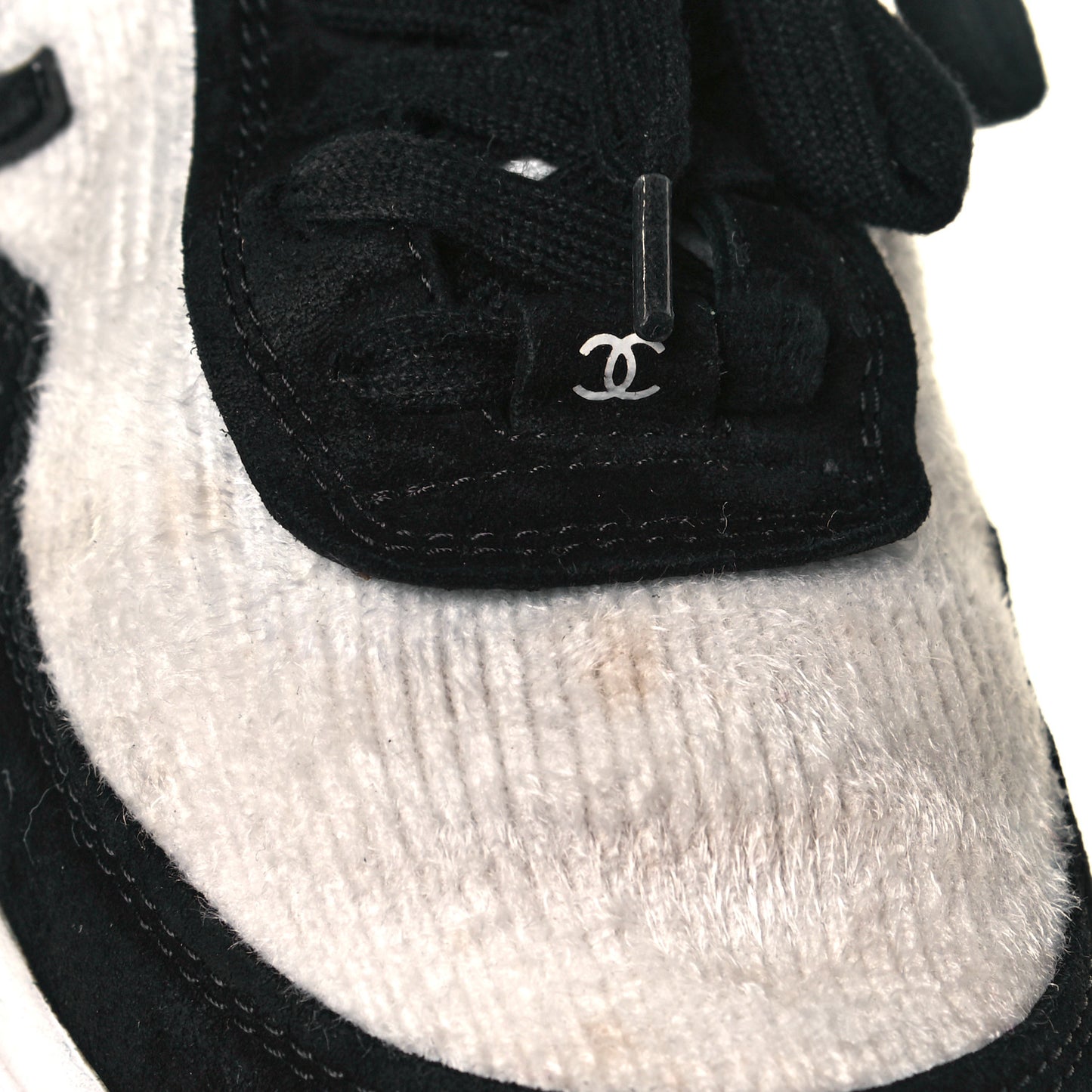 Fabric Suede Calfskin CC Sneakers 40 White Black