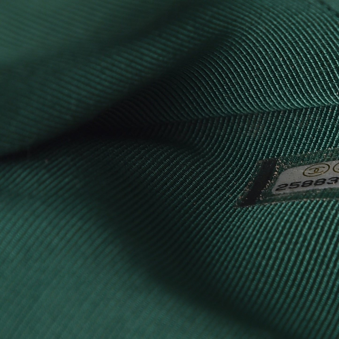 Caviar Quilted Small Clutch With Chain Green