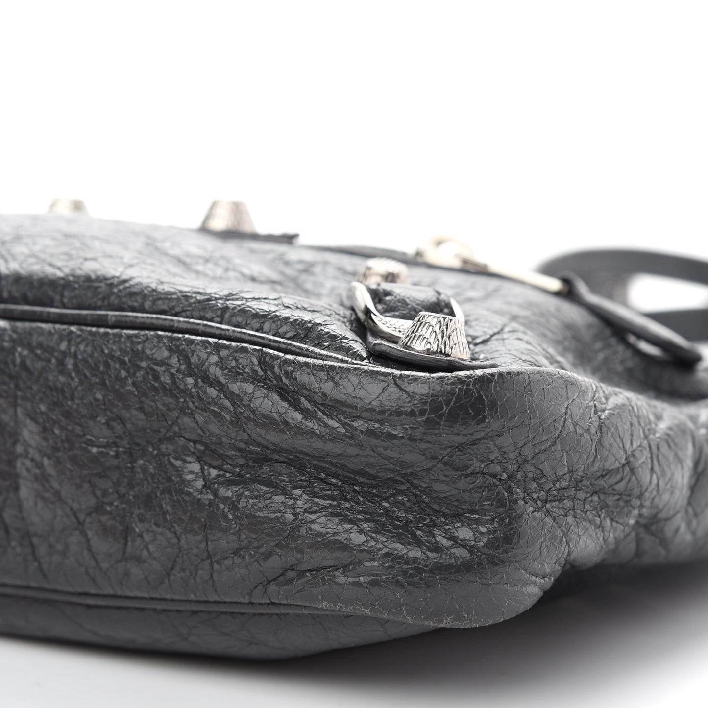 Agneau Giant 12 Silver Hardware Hip Gris Fossile