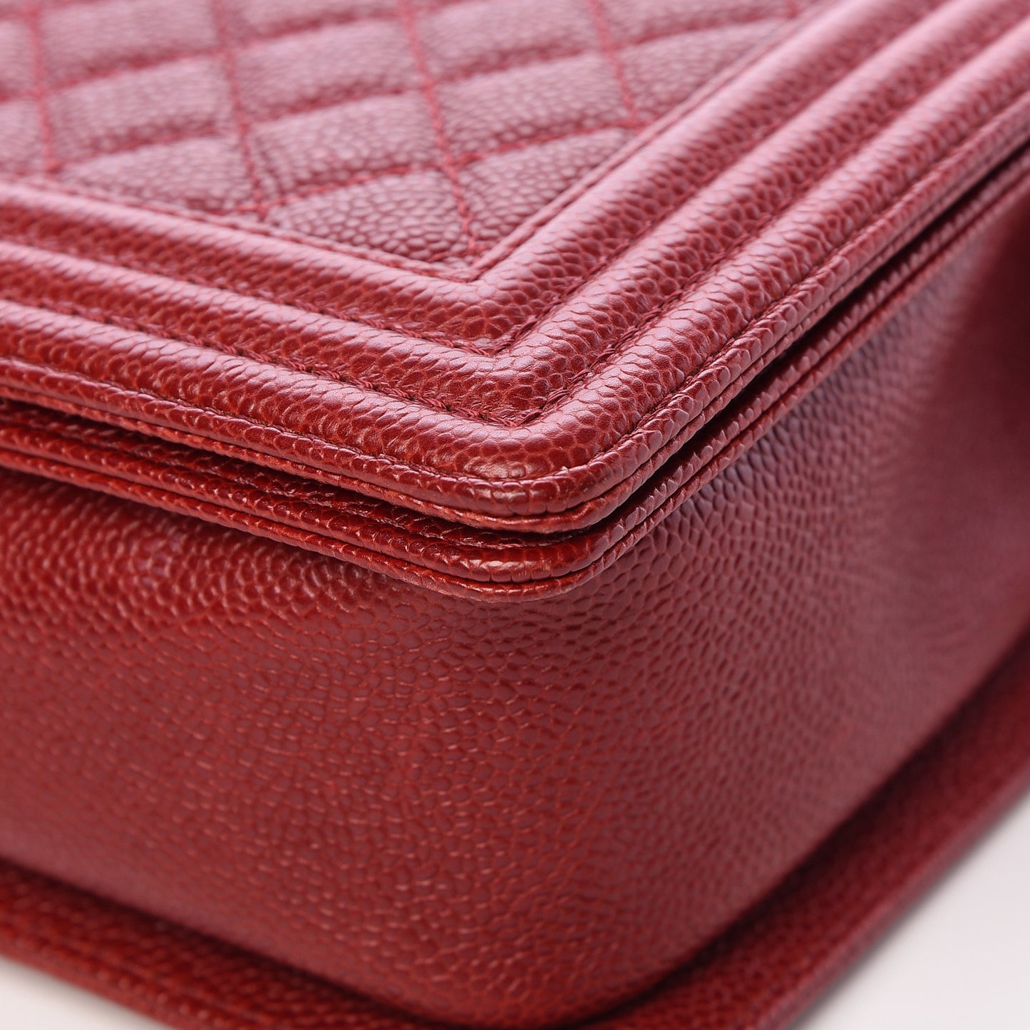 Caviar Quilted New Medium Boy Flap Dark Red
