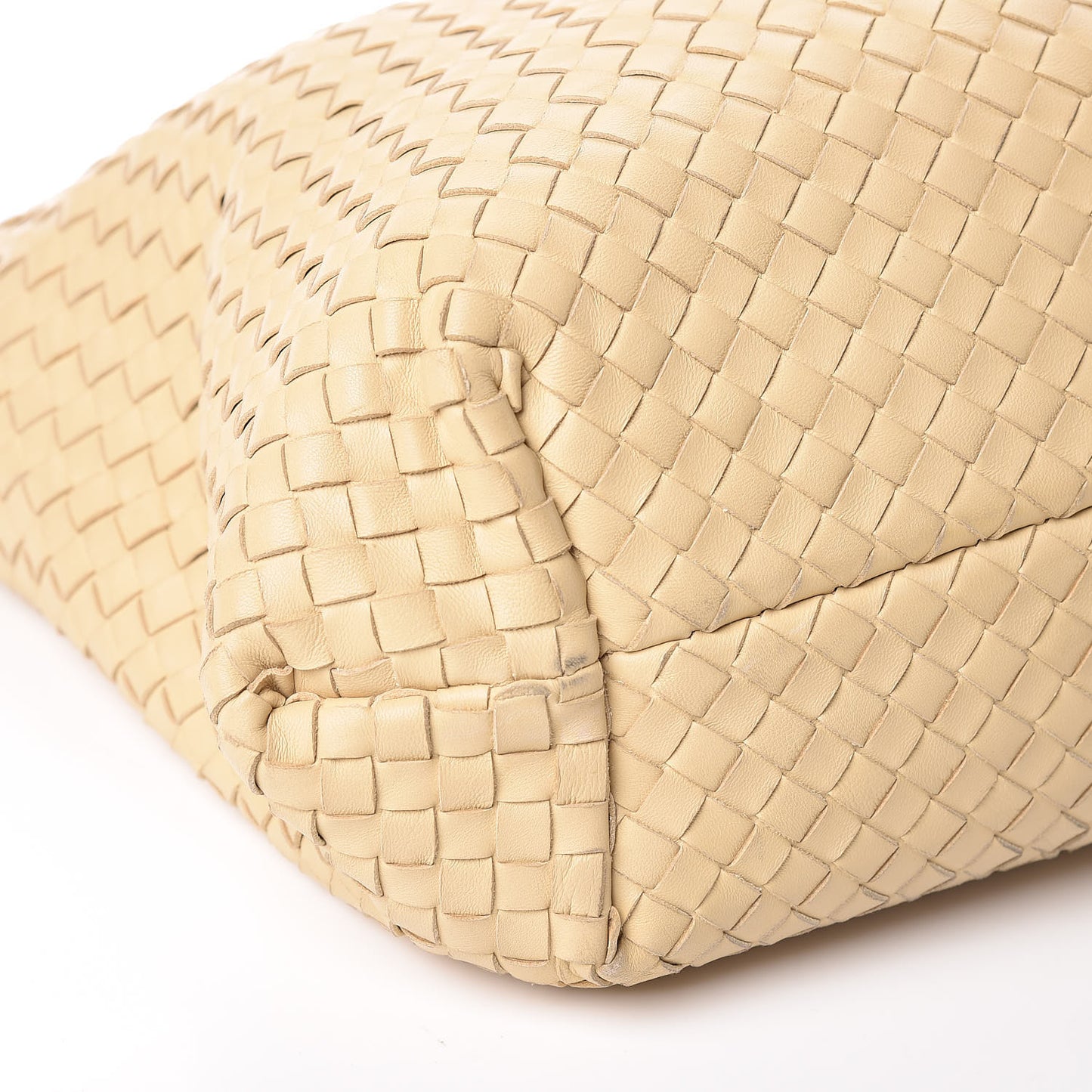 Nappa Intrecciato Large Capri Tote Banane